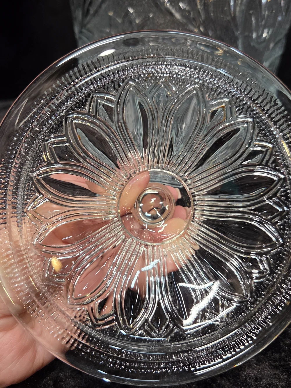 Vintage Anchor Hocking Sandwich Glass Daisy Pattern Biscuit Cookie Jar With Lid